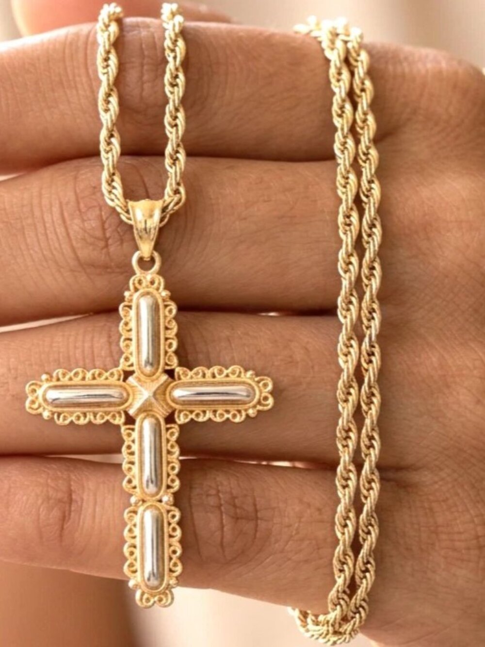 Vintage Lg Cross Pendant Necklace Gold Tone Filigree Rope Chain 24"